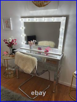 XL Vanity mirror with lights 40 x 28 Made in the USA